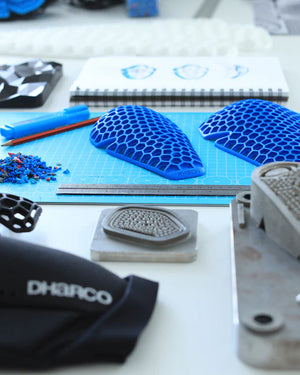 DHARCO GRAVITY KNEE PADS