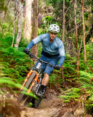 DHARCO Mens Gravity Short / Maverick